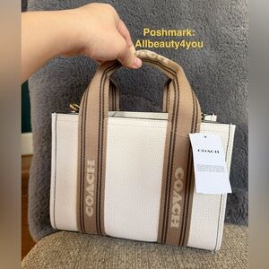 NWT COACH Smith Tote Bag 24 - CBH14 Refined Pebbled Leather/Gold/Chalk $378